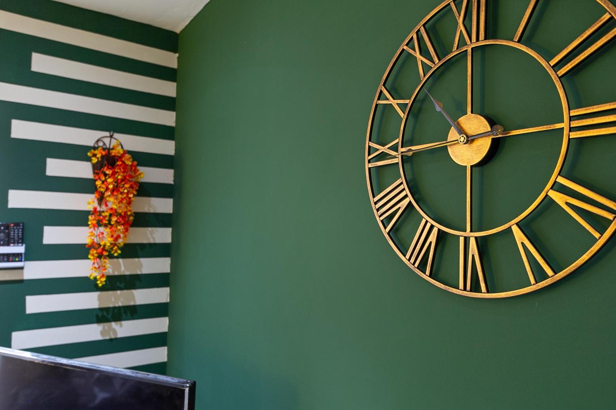 Bathway House - Free Secured Parking And Wifi Apartment โคเวนทรี ภายนอก รูปภาพ